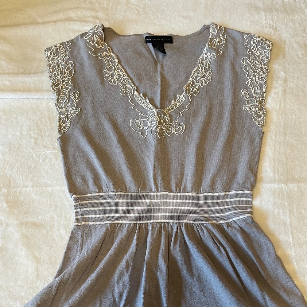 Grace Dane Lewis -Gray with Embroidery Tunic, Medium